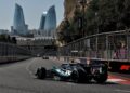 Russell lidera, Kimi Antonelli entre os pilotos com problemas em Baku