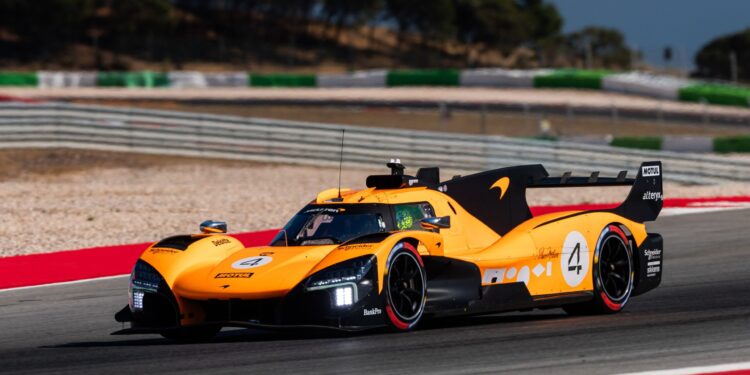 Norris testou o MCL-HY em Portimão: “Um carro rápido e um circuito fantástico”