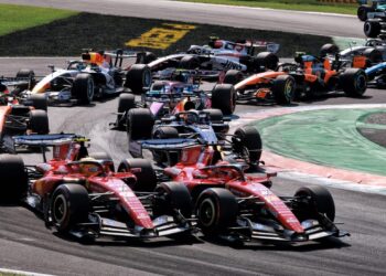 Leclerc admite que batalha com Hamilton “foi longe demais” e revela exames adicionais