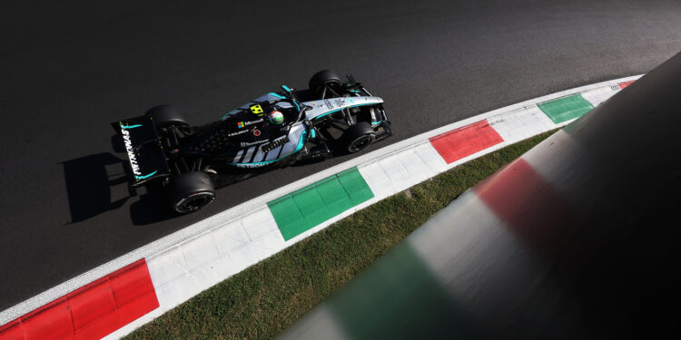 Kimi Antonelli: “A Ferrari deu um passo em frente. Vai ser uma luta apertada”