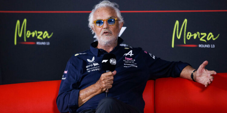 Briatore acusa juiz da FIA de parcialidade a favor da McLaren