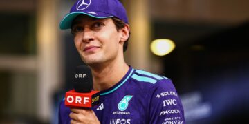 Russell regressa à especificação anterior do Mercedes em Singapura