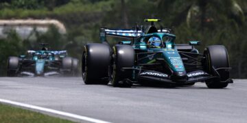 Alonso não espera lutar pelos pontos em Sepang apesar do “melhor fim de semana” da Aston Martin