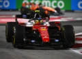 Hamilton assume responsabilidade pela estratégia: “A culpa foi minha”