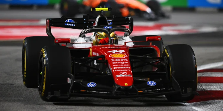 Hamilton assume responsabilidade pela estratégia: “A culpa foi minha”