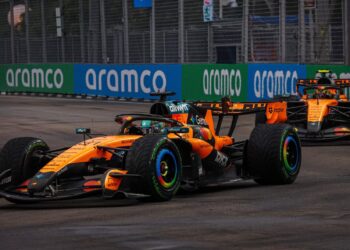Stella considera “inaceitável” colisão entre Norris e Piastri em Singapura