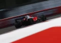 Leclerc lidera sessão com dez rookies no México