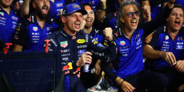 Verstappen: “É muito emocionante conseguir a primeira vitória com a nossa unidade motriz” 