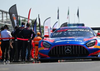 Verstappen confirma regresso às corridas de GT3 em Portimão