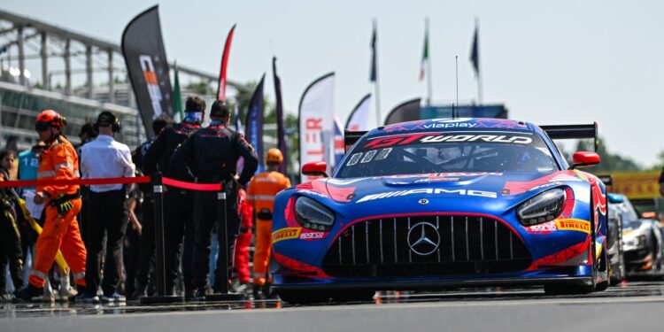 Verstappen confirma regresso às corridas de GT3 em Portimão